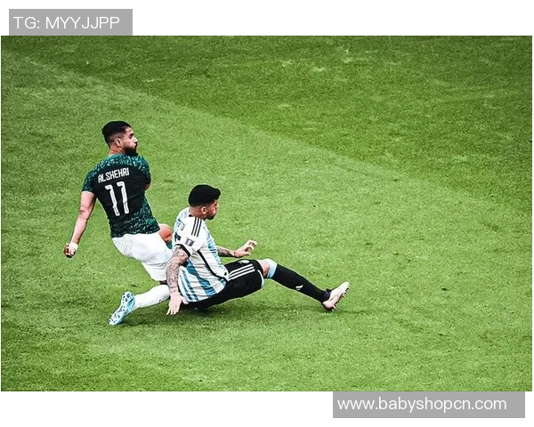 足球球星穷人逆境崛起的人生故事与拼搏精神启示录