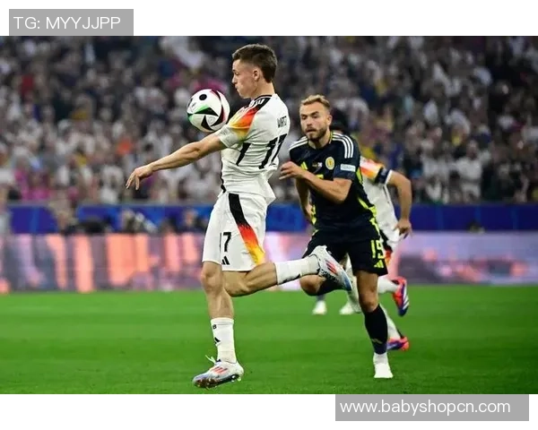 阿迪达斯签约足球巨星盘点揭秘品牌如何借助球员影响力拓展全球市场